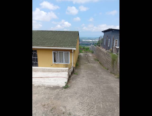 3 BEDROOM HOUSE FOR SALE IN TRENANCE PARK